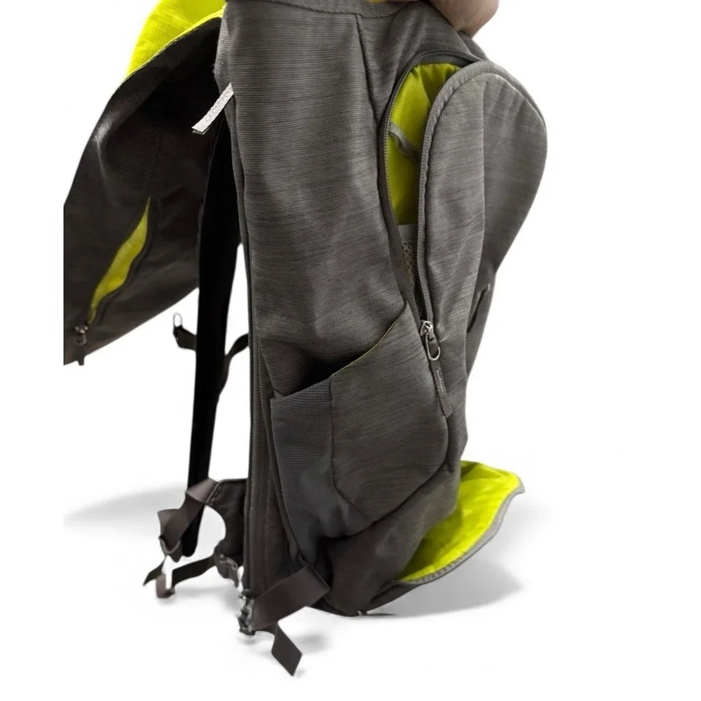 Osprey Pixel Portal Laptop DayPack Bag Backpack Shark Gray